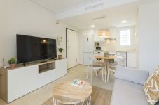 Apartamento en Playa de Gandía - Elegante Apartamento familiar de 2 dormitorios. Wifi-acaciones inolvidables frente al mar. Buen wifi para teletrabajo. -ALQUILER SOLO FAMILIAS
