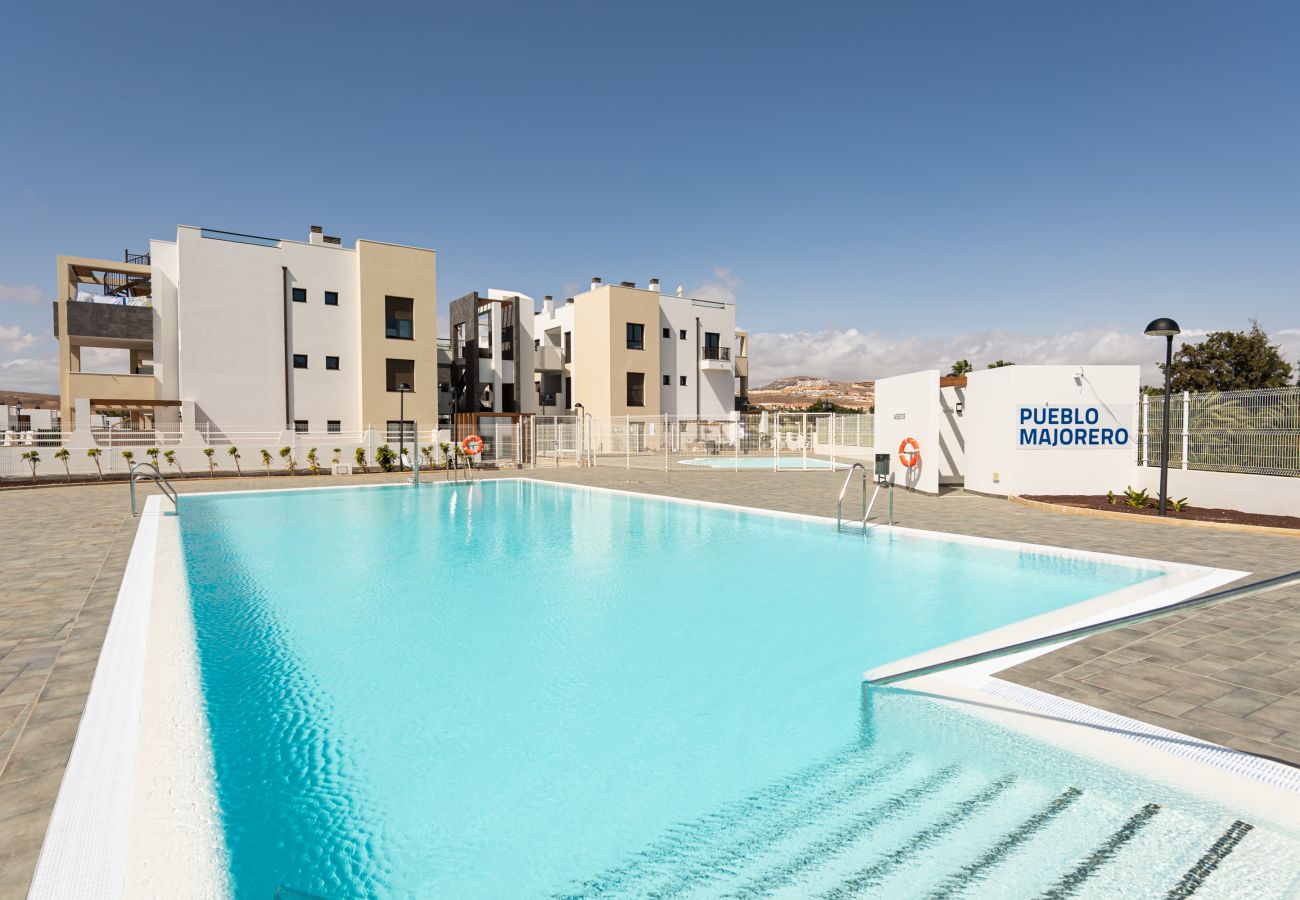 Apartamento en Caleta de Fuste - Antigua - Apartament with terrace and pool in Pueblo Majorero