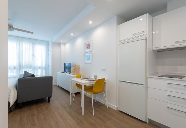 Apartamento en Las Palmas de Gran Canaria - HomeForGuest Acogedor apartamento junto a Las Canteras Apartamento en Las Palmas de Gran Canaria - HomeForGuest Acogedor apartamento junto a Las Canteras