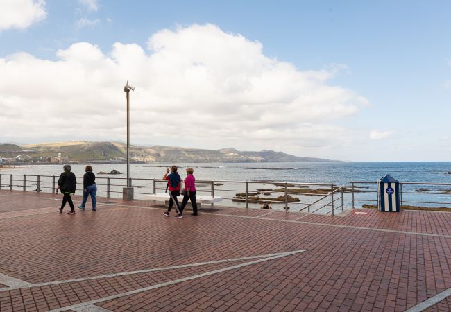 Apartamento en Las Palmas de Gran Canaria - HomeForGuest Acogedor apartamento junto a Las Canteras Apartamento en Las Palmas de Gran Canaria - HomeForGuest Acogedor apartamento junto a Las Canteras