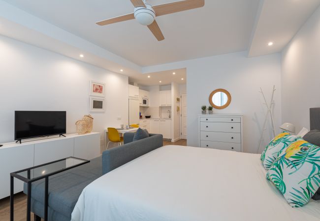 Apartamento en Las Palmas de Gran Canaria - HomeForGuest Acogedor apartamento junto a Las Canteras Apartamento en Las Palmas de Gran Canaria - HomeForGuest Acogedor apartamento junto a Las Canteras