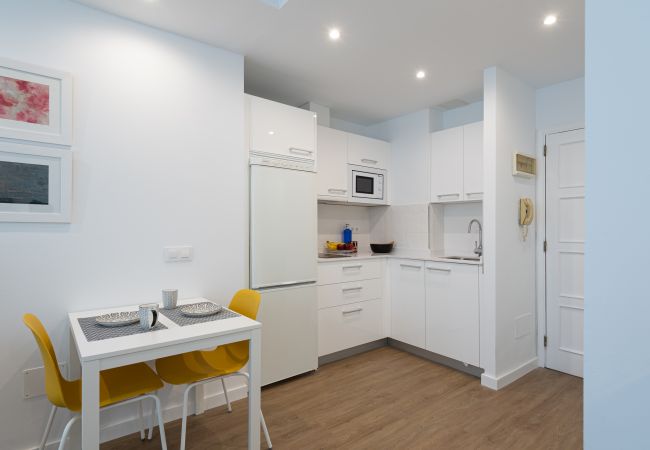 Apartamento en Las Palmas de Gran Canaria - HomeForGuest Acogedor apartamento junto a Las Canteras Apartamento en Las Palmas de Gran Canaria - HomeForGuest Acogedor apartamento junto a Las Canteras