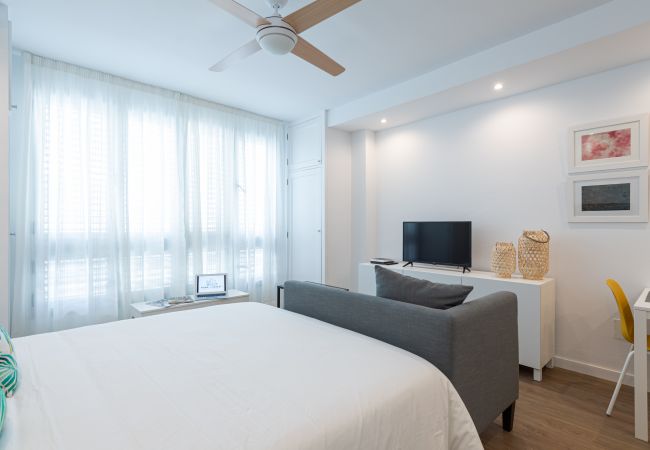 Apartamento en Las Palmas de Gran Canaria - HomeForGuest Acogedor apartamento junto a Las Canteras Apartamento en Las Palmas de Gran Canaria - HomeForGuest Acogedor apartamento junto a Las Canteras