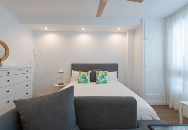 Apartamento en Las Palmas de Gran Canaria - HomeForGuest Acogedor apartamento junto a Las Canteras Apartamento en Las Palmas de Gran Canaria - HomeForGuest Acogedor apartamento junto a Las Canteras