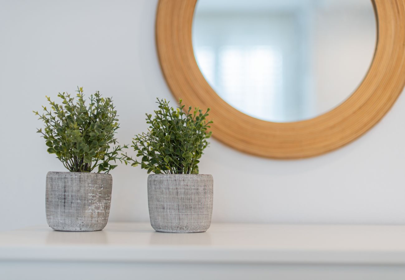 Apartamento en Las Palmas de Gran Canaria - HomeForGuest Acogedor apartamento junto a Las Canteras Apartamento en Las Palmas de Gran Canaria - HomeForGuest Acogedor apartamento junto a Las Canteras