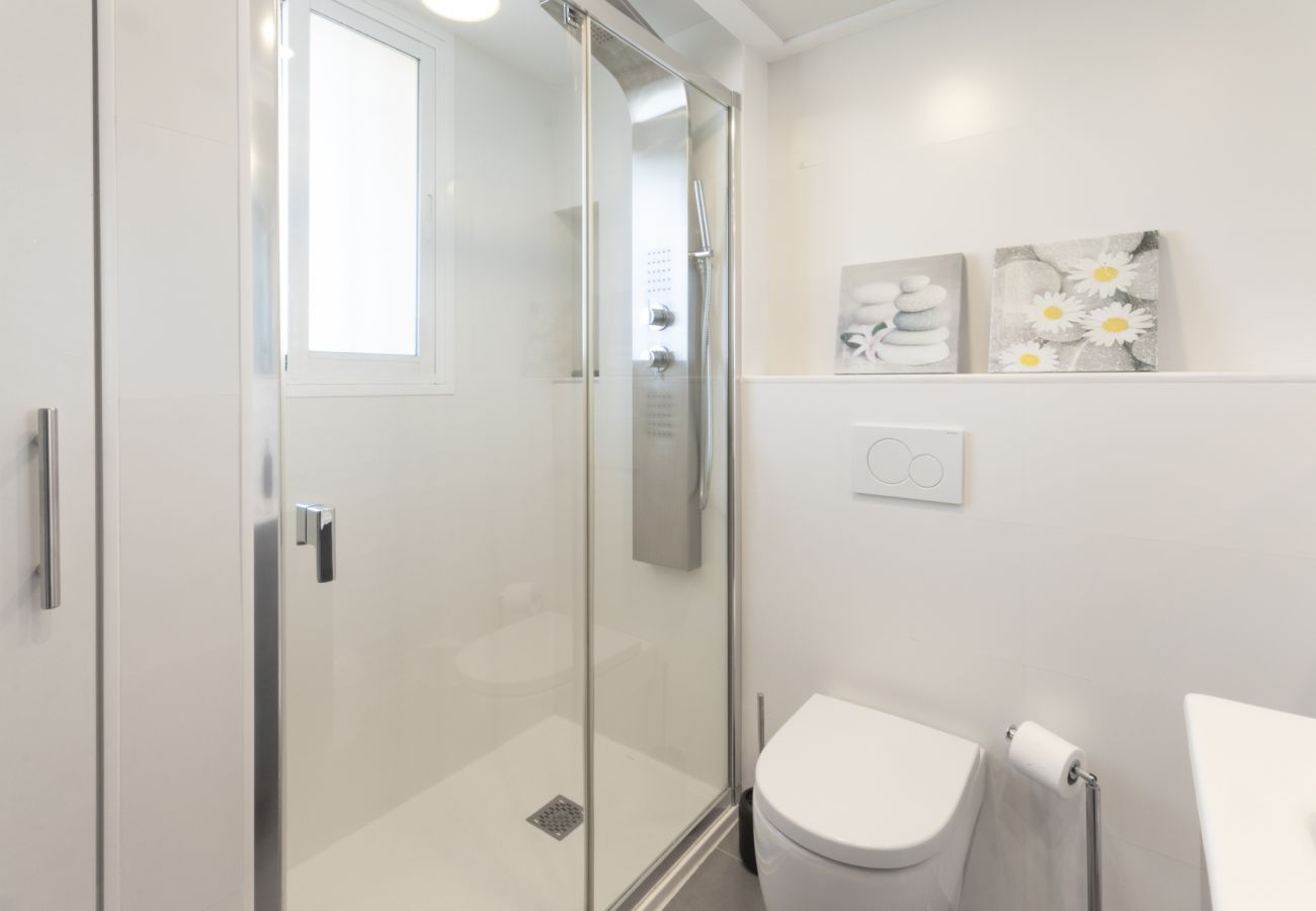 Apartamento en Playa de Gandía - Vacaciones inolvidables frente al mar. Todo reformado. SOLO FAMILIAS