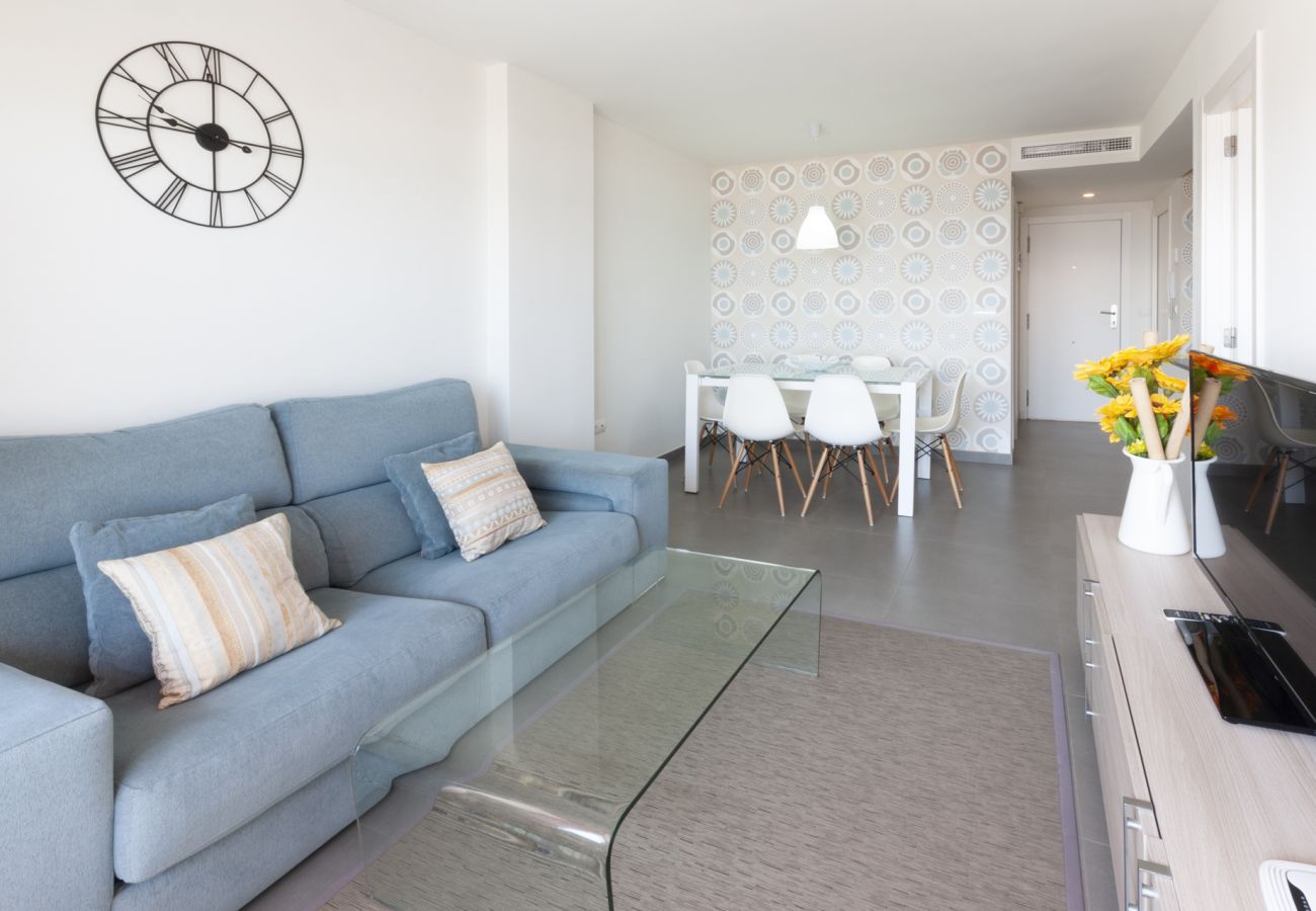 Apartamento en Playa de Gandía - Vacaciones inolvidables frente al mar. Todo reformado. SOLO FAMILIAS