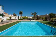 Apartamento en Corralejo - HomeForGuest Apartamento con piscina y terraza a 1min de la Playa