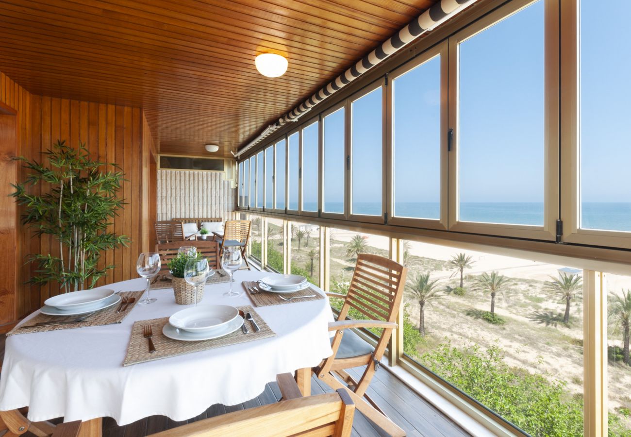 Apartamento en Playa de Gandía - Maravilloso Apartamento Frontal al Mar-ALQUILER SOLO FAMILIAS