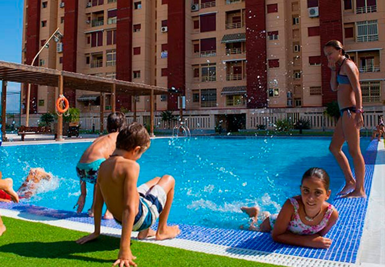 Apartamento en Playa de Gandía - Maravilloso Apartamento Frontal al Mar-ALQUILER SOLO FAMILIAS