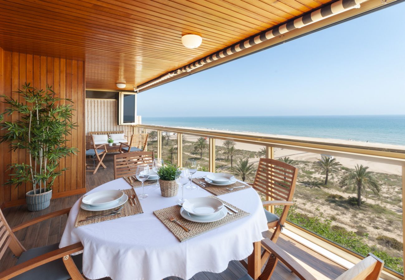 Apartamento en Playa de Gandía - Maravilloso Apartamento Frontal al Mar-ALQUILER SOLO FAMILIAS