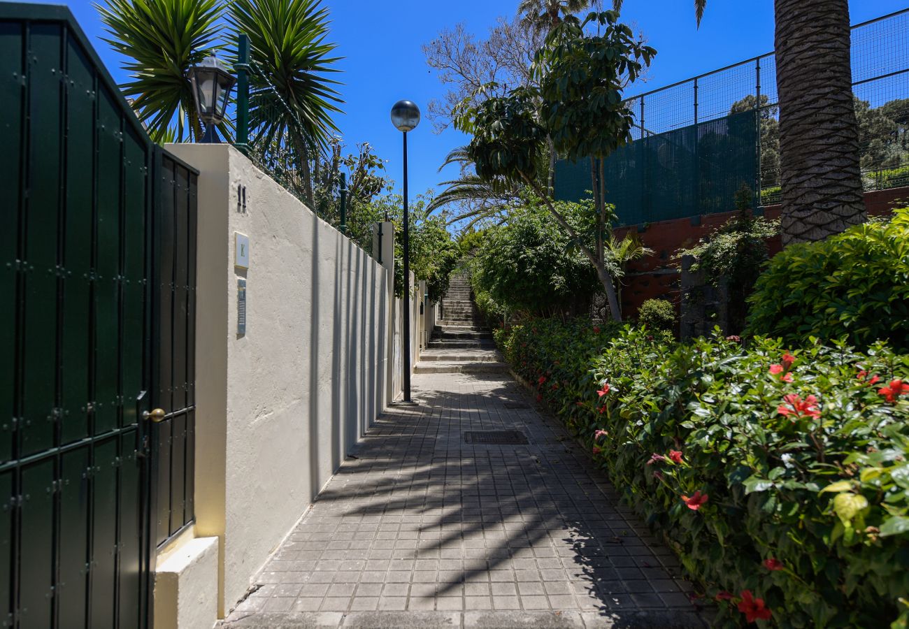 Casa en Santa Brígida - House with cozy garden BBQ 