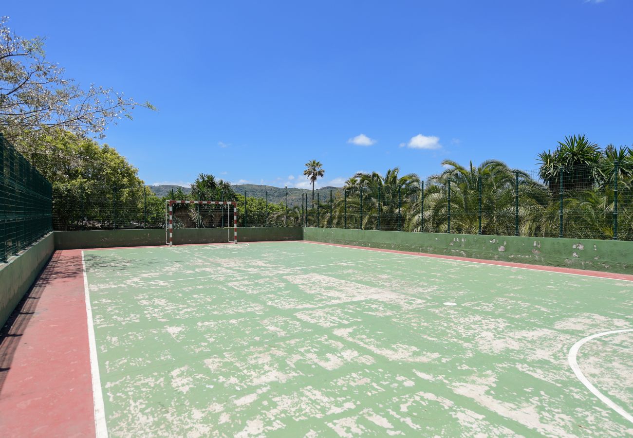 Casa en Santa Brígida - House with cozy garden BBQ 