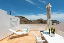 Apartamento en Mogán - Vivienda vacacional con terraza y vistas al mar