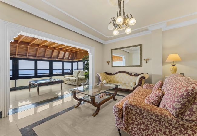 Apartamento en Arrecife - Casa Fife | Inmenso dúplex frente al mar Apartamento en Arrecife - Casa Fife | Inmenso dúplex frente al mar