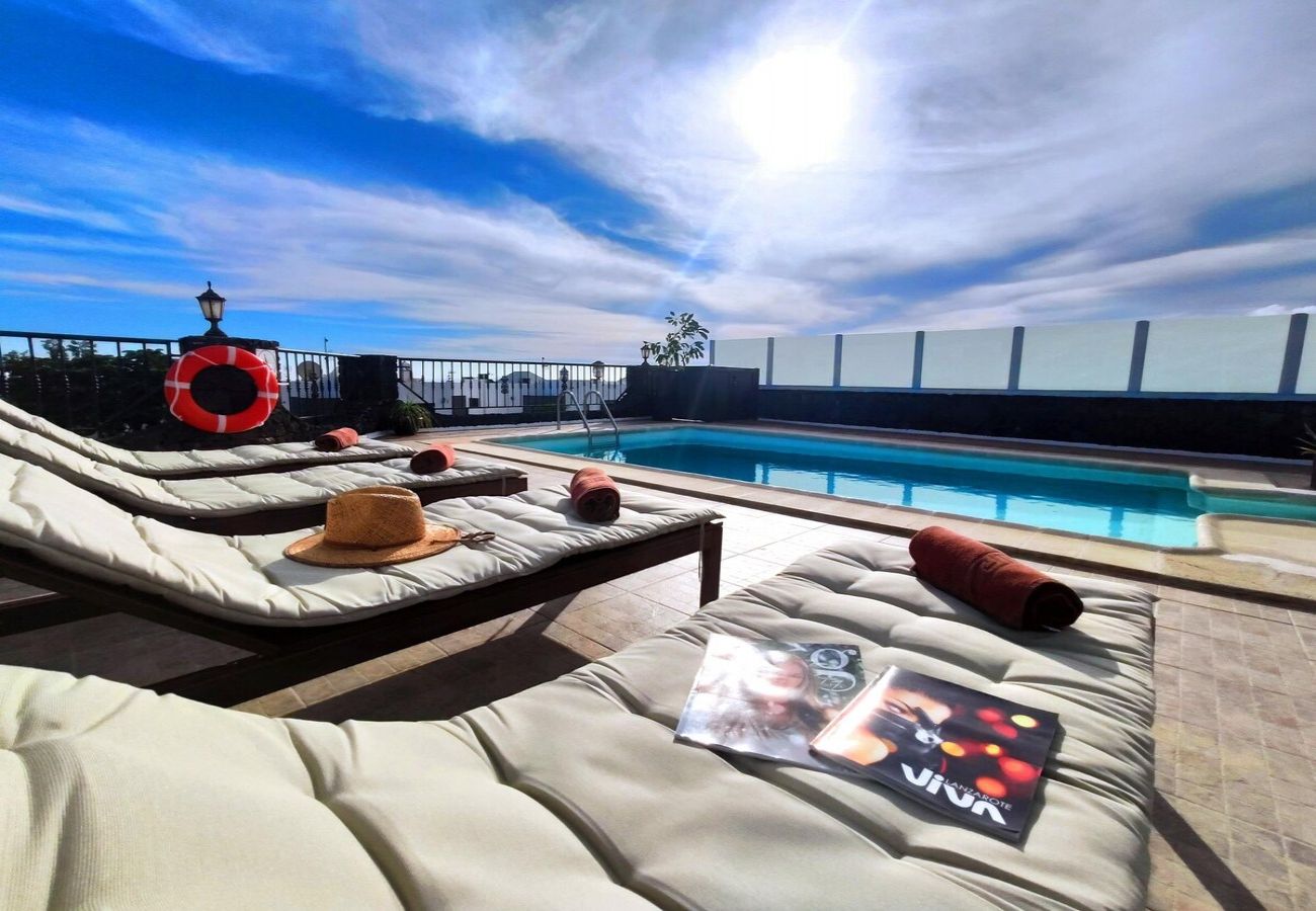 Villa en Tías - Villa 21, lujosa villa con piscina climatizada  Villa en Tías - Villa 21, lujosa villa con piscina climatizada