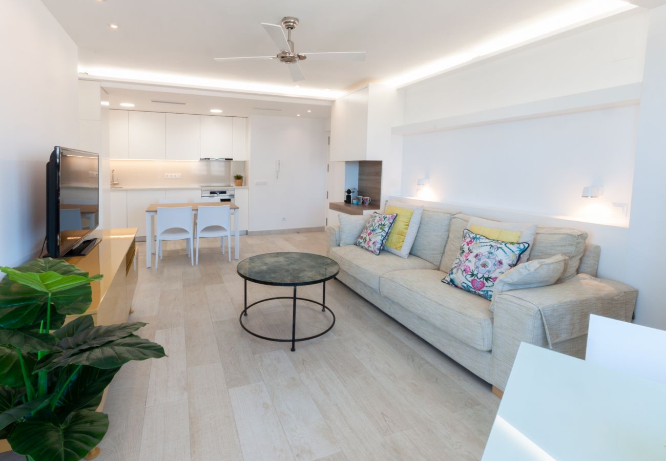 Apartamento en Playa de Gandía - Elegante Apartamento familiar de 2 dormitorios, piscinas y vistas al Mar