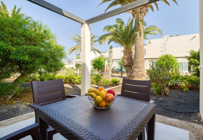 Apartamento en Corralejo - Moderno Apartamento. Piscina y terraza. A pie de playa en Corralejo -Home For Guest Apartamento en Corralejo - Moderno Apartamento. Piscina y terraza. A pie de playa en Corralejo -Home For Guest