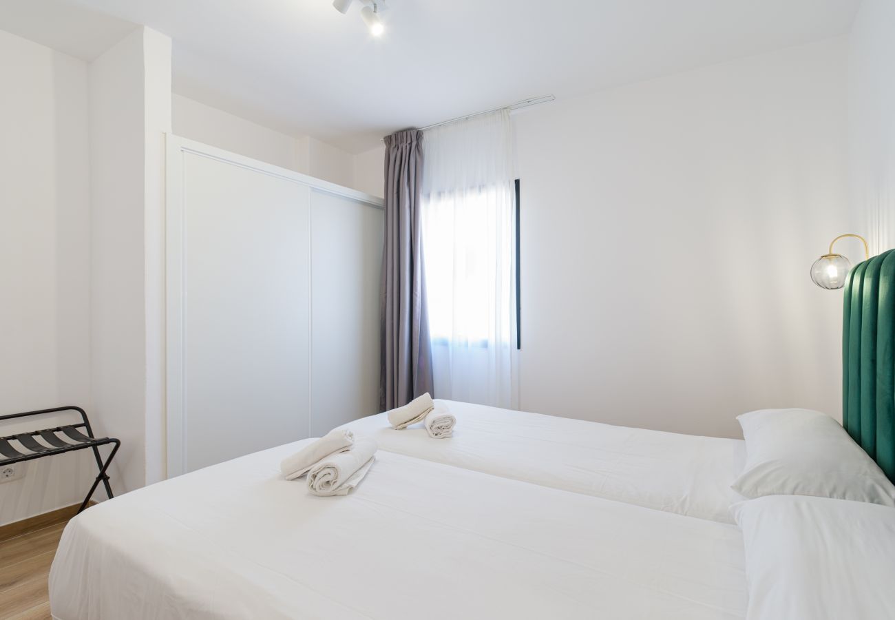 Apartamento en Corralejo - Moderno Apartamento. Piscina y terraza. A pie de playa en Corralejo -Home For Guest