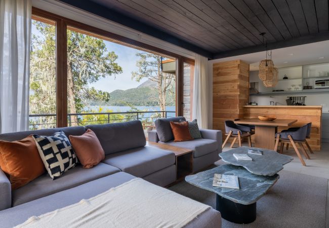 Apartamento en San Carlos de Bariloche - CIPRES 01-  Exclusivas vistas al Lago y las montañas - 
