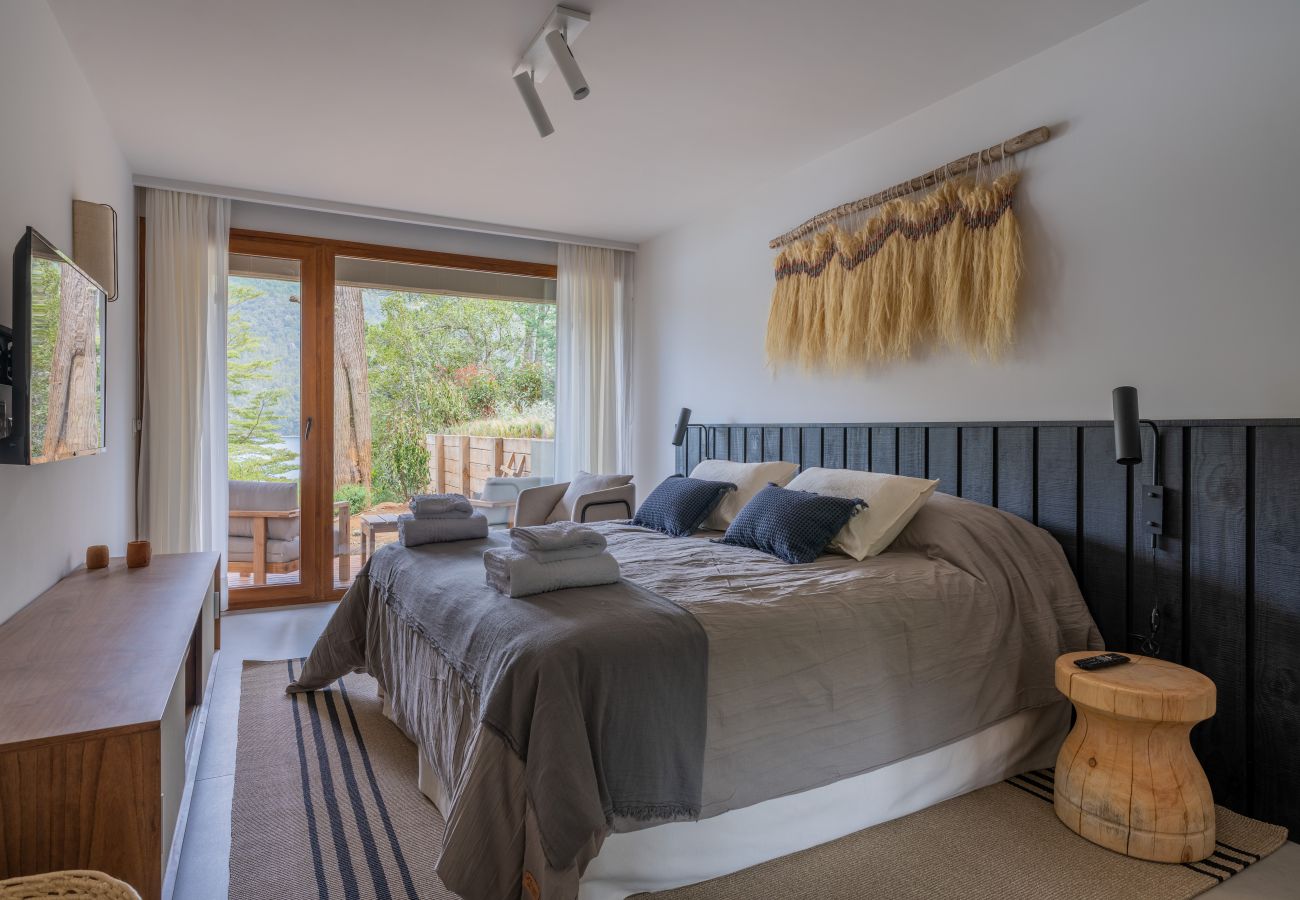 Apartamento en San Carlos de Bariloche - CIPRES 02 Frente al lago, con vista a cerros y Lago