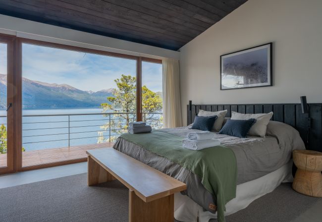 Apartamento en San Carlos de Bariloche - CIPRES 04 - Increible Duplex  sobre el Lago Gutiérrez 