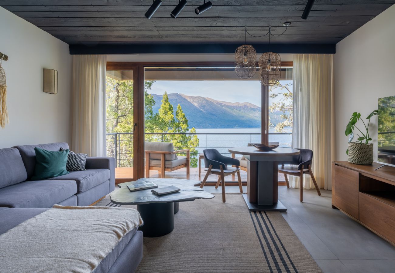 Apartamento en San Carlos de Bariloche - CIPRES 04 - Increible Duplex  sobre el Lago Gutiérrez 