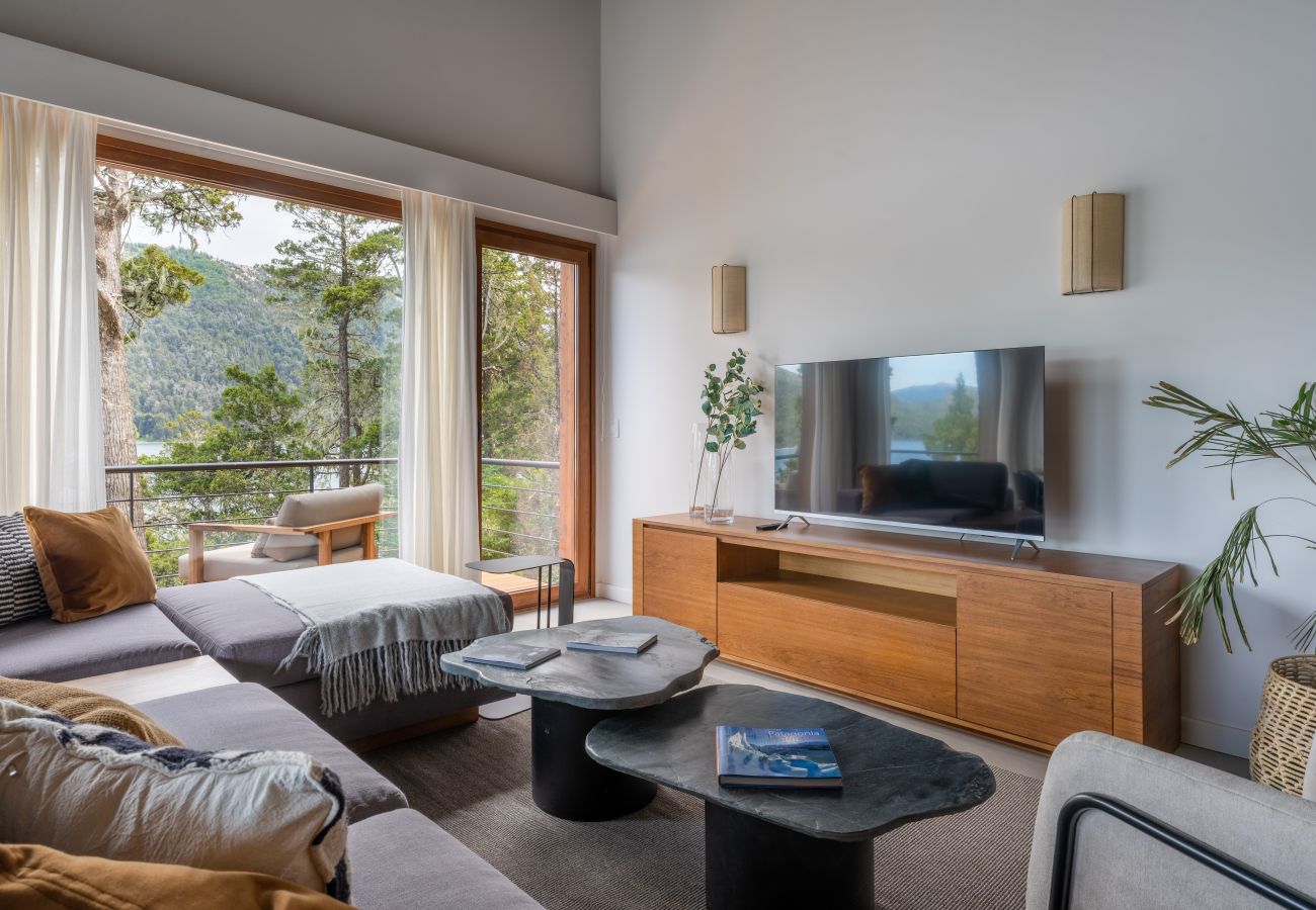 Apartamento en San Carlos de Bariloche - CIPRES 07  Apartamento con vistas únicas al Lago Gutiérrez