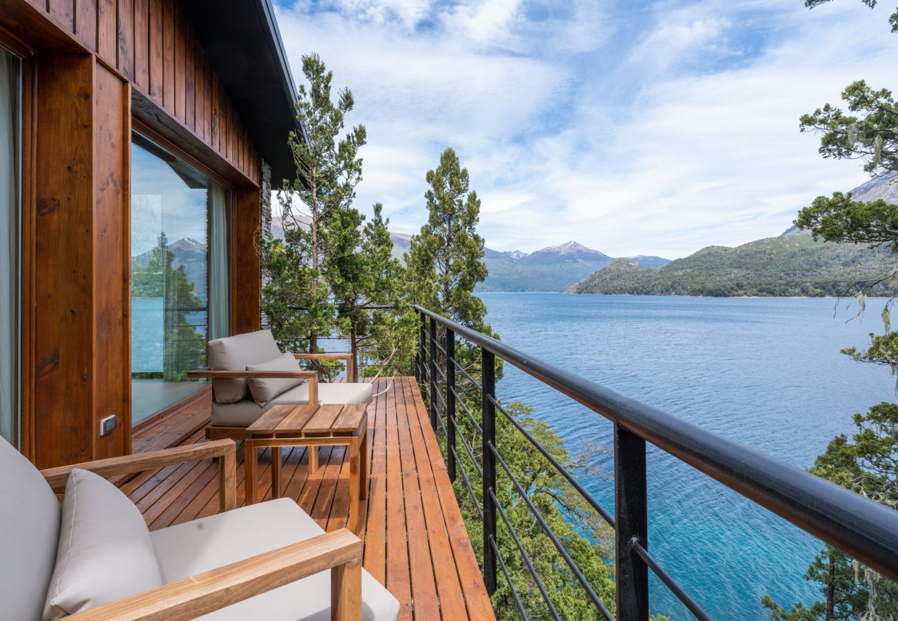Apartamento en San Carlos de Bariloche - CIPRES 07  Apartamento con vistas únicas al Lago Gutiérrez