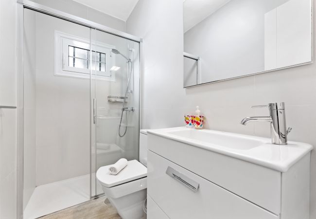 Casa en Playa Honda - Cordel 18 - Dúplex junto al mar en Playa Honda | Lanzarote Casa en Playa Honda - Cordel 18 - Dúplex junto al mar en Playa Honda | Lanzarote