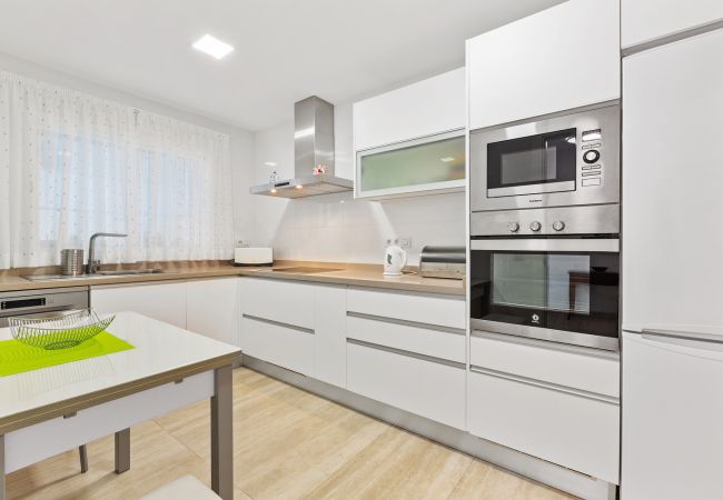 Casa en Playa Honda - Cordel 18 - Dúplex junto al mar en Playa Honda | Lanzarote Casa en Playa Honda - Cordel 18 - Dúplex junto al mar en Playa Honda | Lanzarote