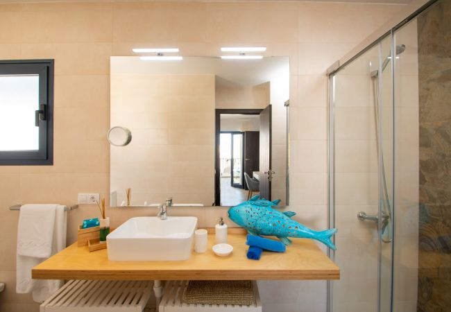 Apartamento en Playa Blanca - Planta alta - Villa Arosa Apartamento en Playa Blanca - Planta alta - Villa Arosa