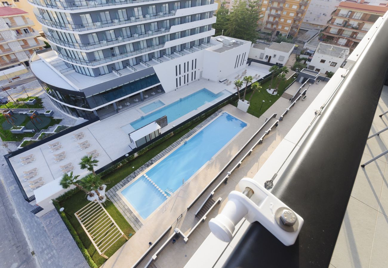 Apartamento en Playa de Gandía - Apartamento a estrenar a escasos metros del Mar-ALQUILER SOLO FAMILIAS