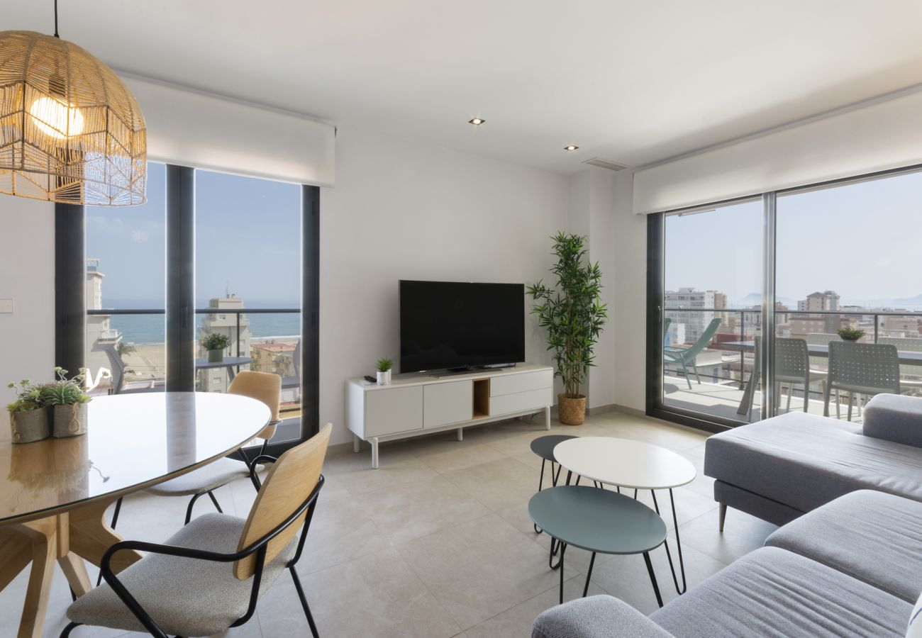 Apartamento en Playa de Gandía - Apartamento a estrenar a escasos metros del Mar-ALQUILER SOLO FAMILIAS