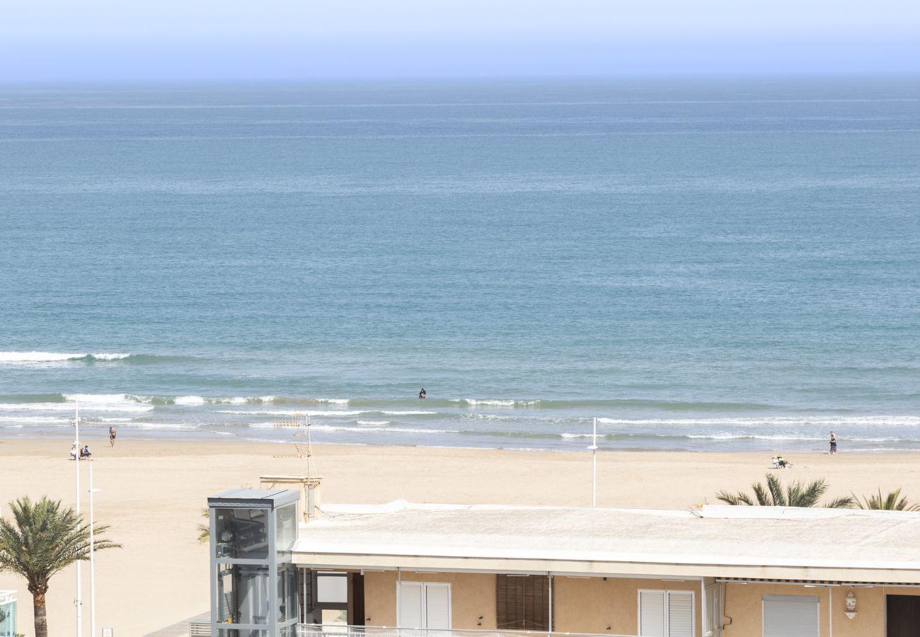 Apartamento en Playa de Gandía - Apartamento a estrenar a escasos metros del Mar-ALQUILER SOLO FAMILIAS