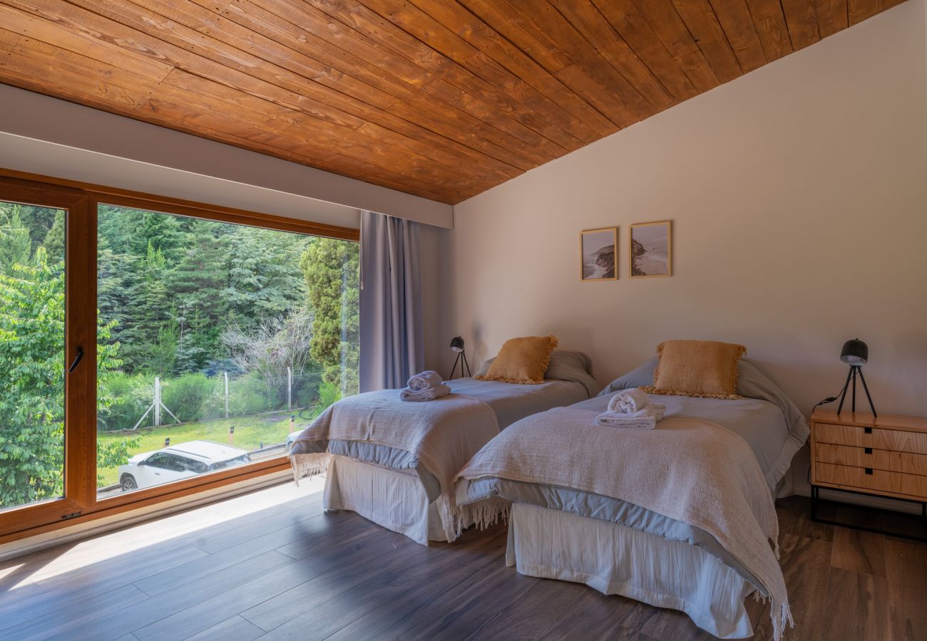 Apartamento en San Carlos de Bariloche - LENGA 2 B Vista al lago, playa y pileta