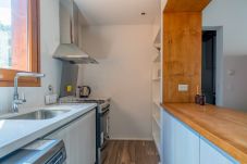 Apartamento en San Carlos de Bariloche - LENGA 2B- Increíbles vistas al lago, Acceso Playa y Pileta