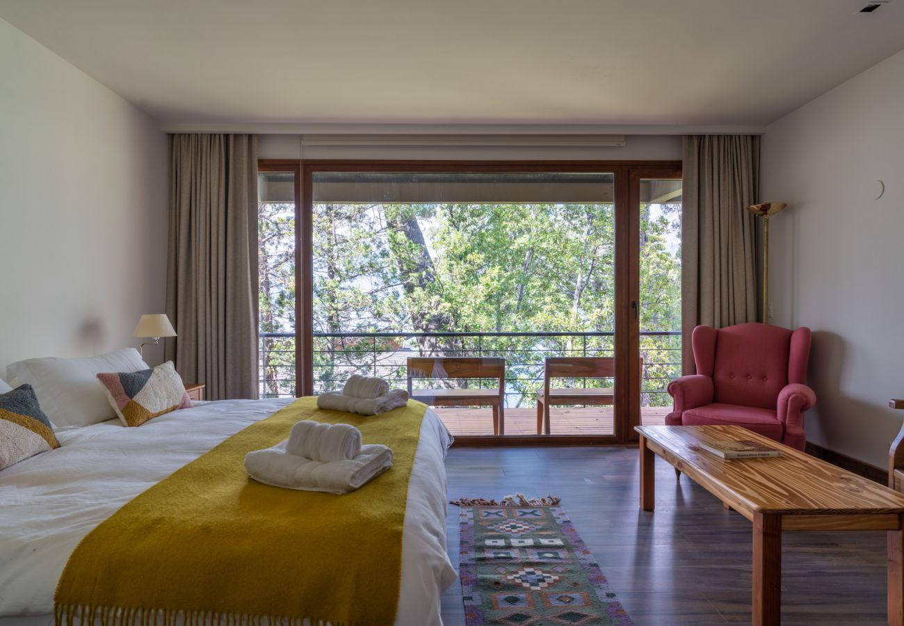 Apartamento en San Carlos de Bariloche - LENGA 1 B  Depto con vista lago y montañas