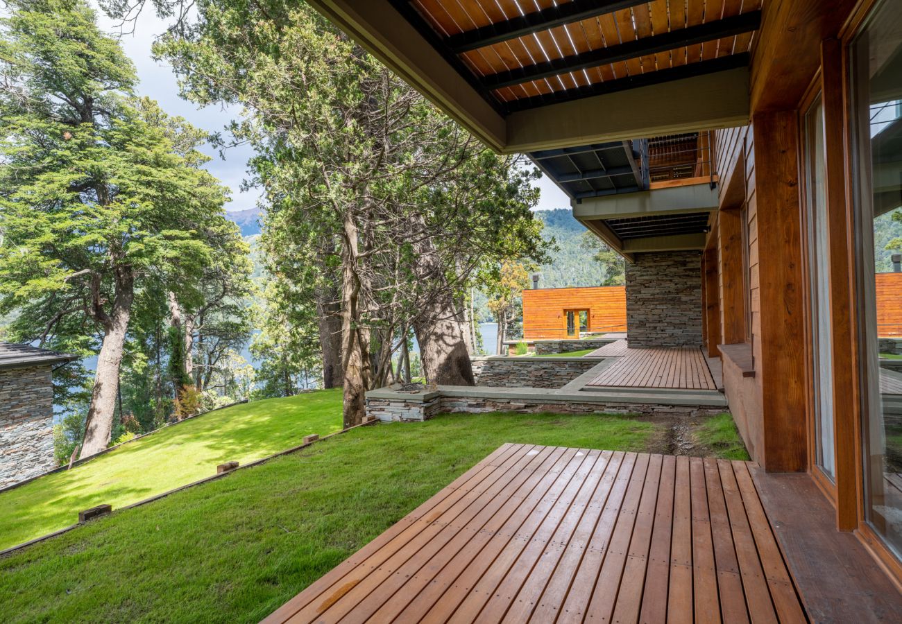 Apartamento en San Carlos de Bariloche - LENGA PB C  Departamento en entorno natural