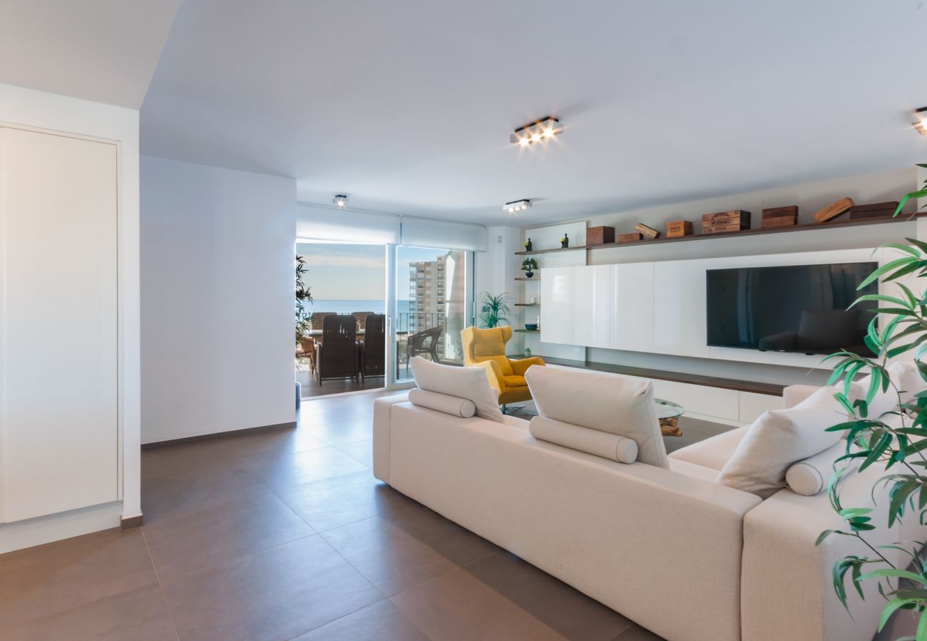 Apartamento en Playa de Gandía - AG LOS CARMENES 8 PREMIUM - alquiler solo familias