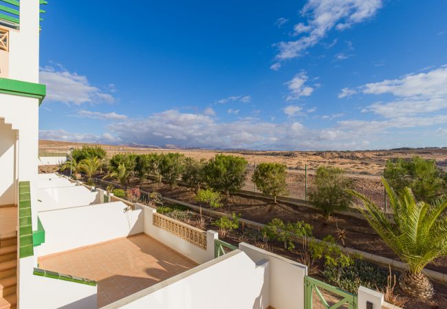 Apartamento en Antigua - Fuerteventura - HomeForGuest Amplio apartamento con terraza y piscina Apartamento en Antigua - Fuerteventura - HomeForGuest Amplio apartamento con terraza y piscina