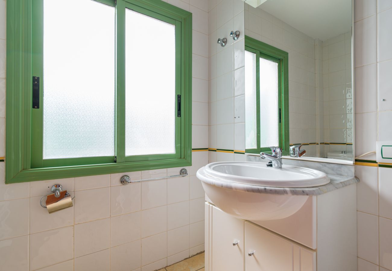 Apartamento en Antigua - Fuerteventura - HomeForGuest Amplio apartamento con terraza y piscina