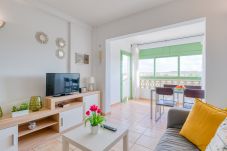 Apartamento en Antigua - Fuerteventura - HomeForGuest Amplio apartamento con terraza y piscina