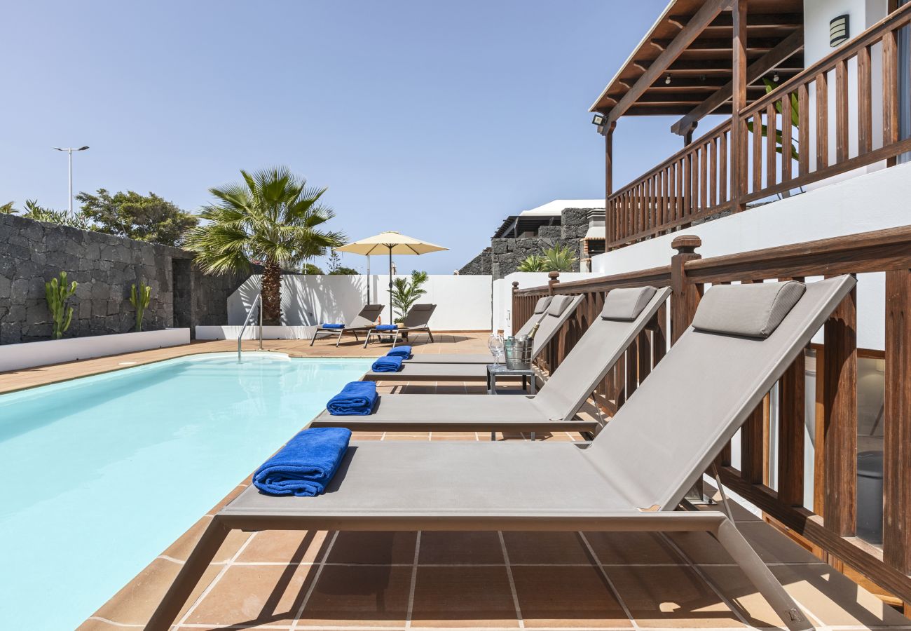 Villa en Playa Blanca - Villa Rosa