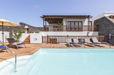 Villa en Playa Blanca - Villa Rosa