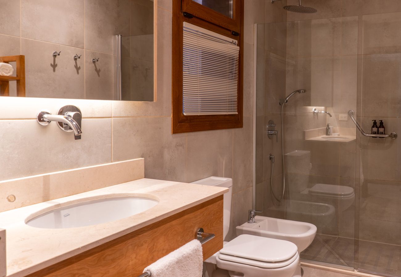 Estudio en San Carlos de Bariloche - ARRAYAN -1B Monoambiente con increíble vista