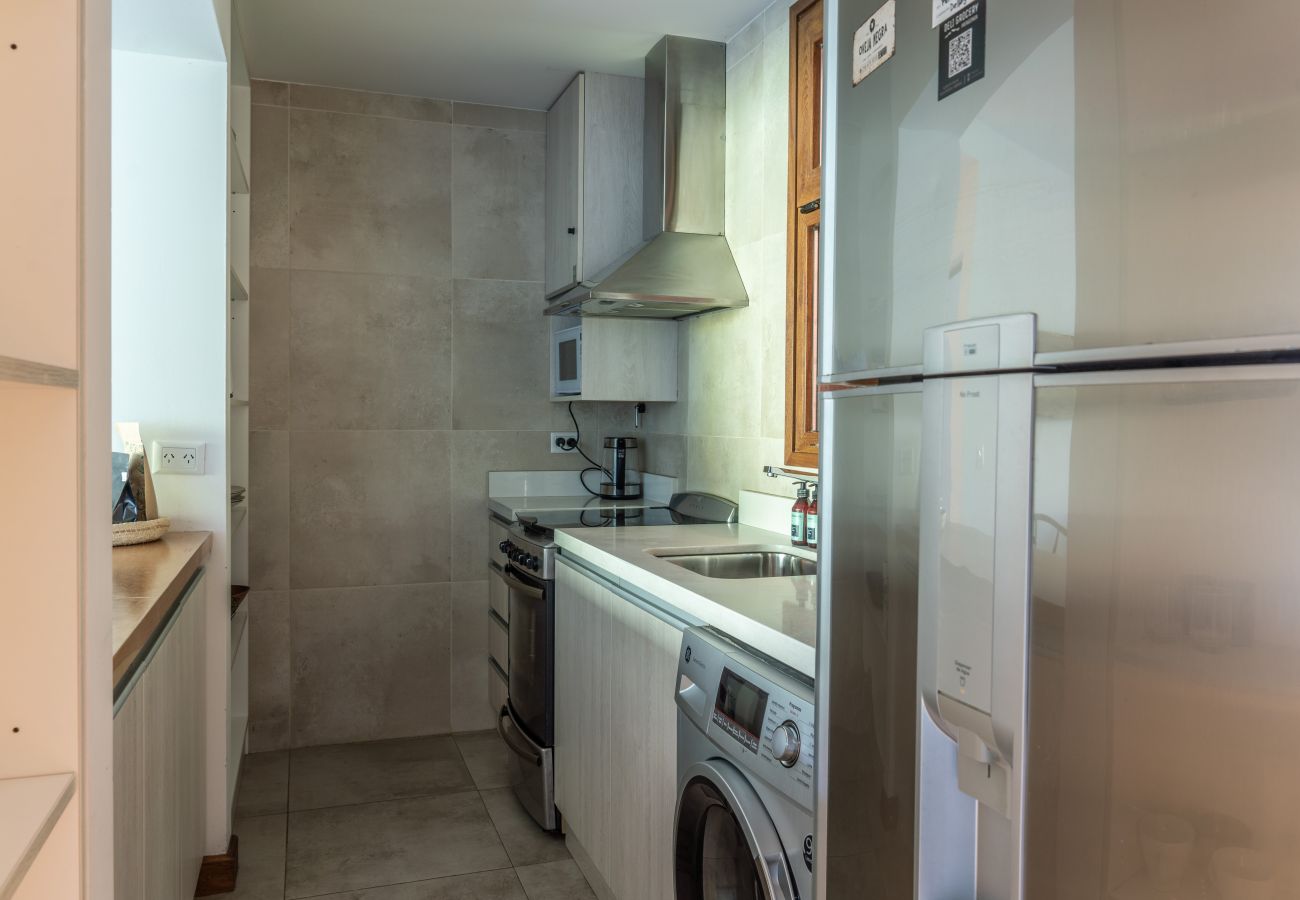 Apartamento en San Carlos de Bariloche - ARRAYAN -1 A  Departamento con estilo  y vista al lago