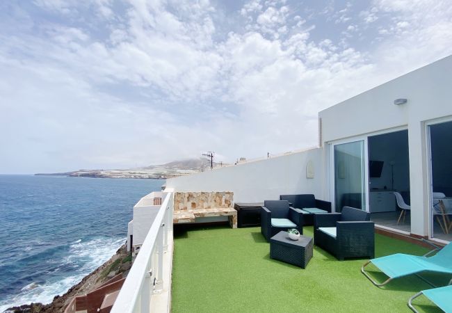 Estudio en Gáldar - HomeForGuest Apartamento con impresionantes vistas al mar y terraza