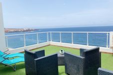 Estudio en Gáldar - HomeForGuest Apartamento con impresionantes vistas al mar y terraza