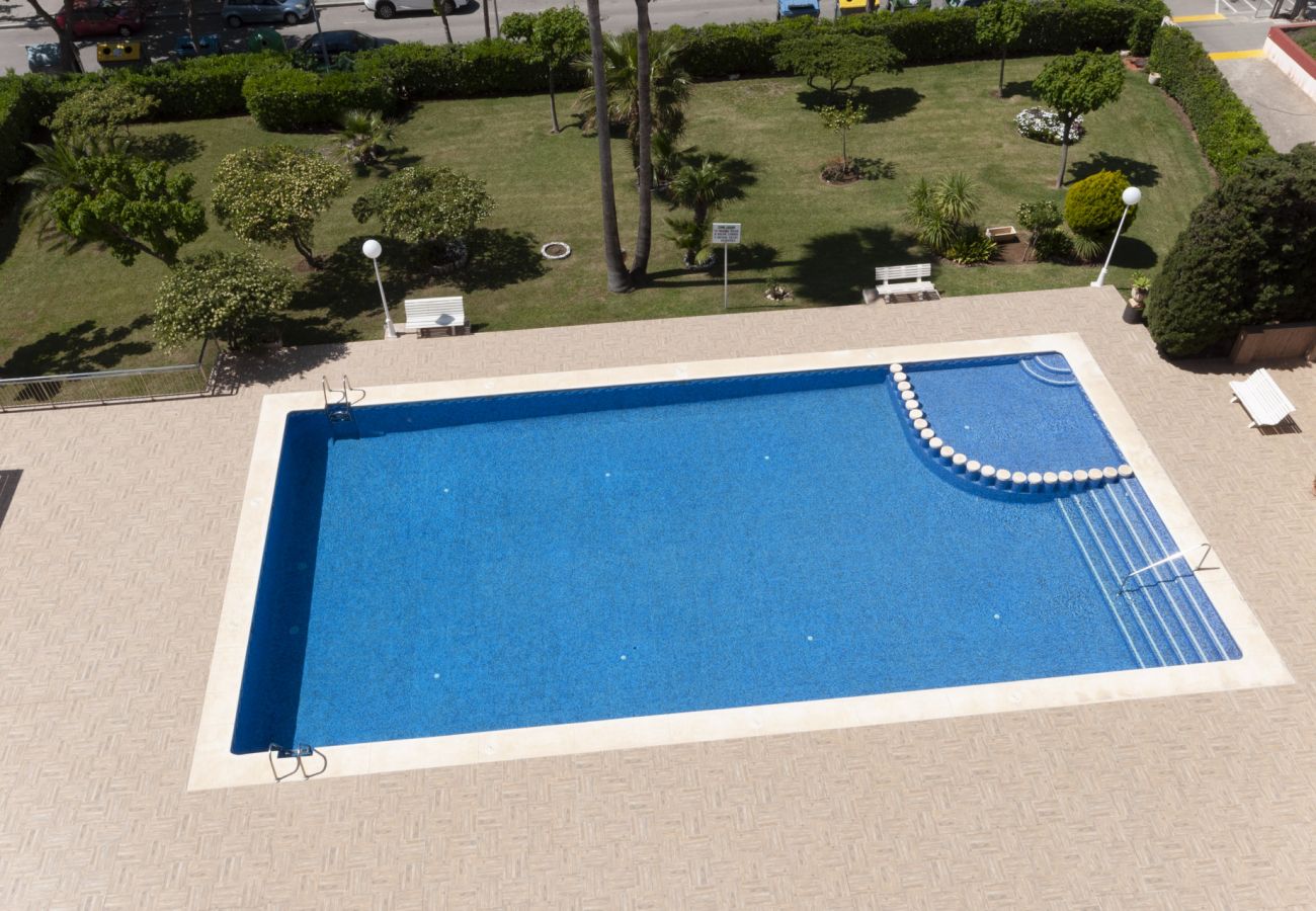 Apartamento en Playa de Gandía - Fabuloso apartamento reformado con vistas al mar. SOLO FAMILIAS